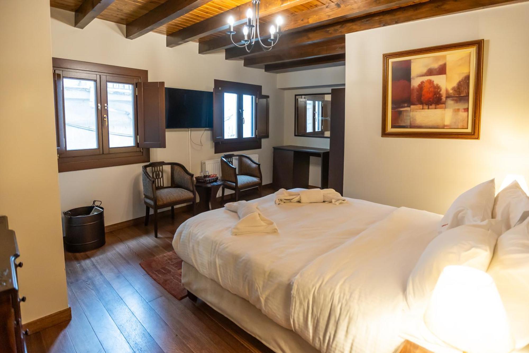 Guesthouse Lousios Dimitsana Eksteriør billede